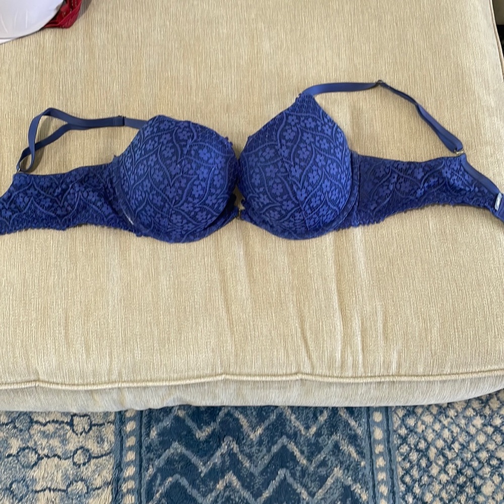 Aerie (American Eagle) 34D push up bra. Lightly used. Great condition.